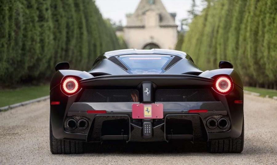  Ferrari LaFerrari Cavallo Infernale 2016 года  (фото 5 из 11)
